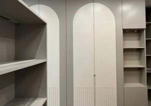 Распашной шкаф на заказ